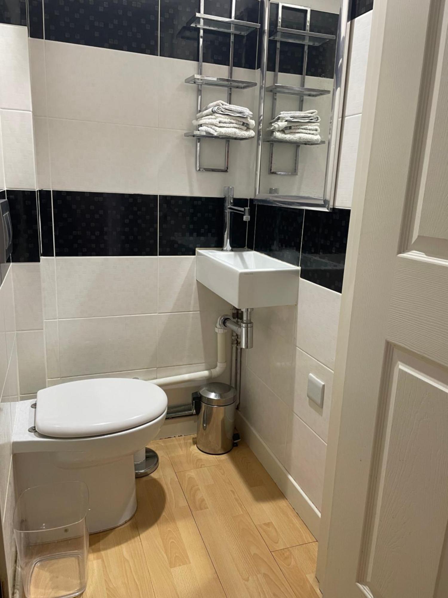 London Fulham 2 Double Bedrooms, 4 People Flat 외부 사진